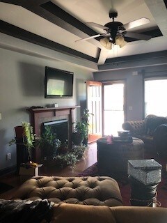 Building Photo - Fully Furnished Home