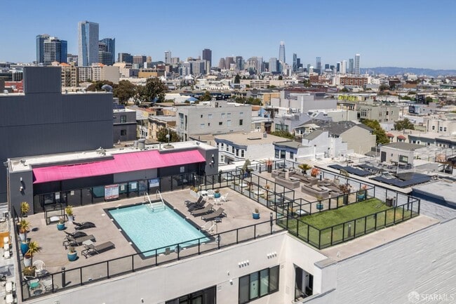 Building Photo - 1875 Mission St