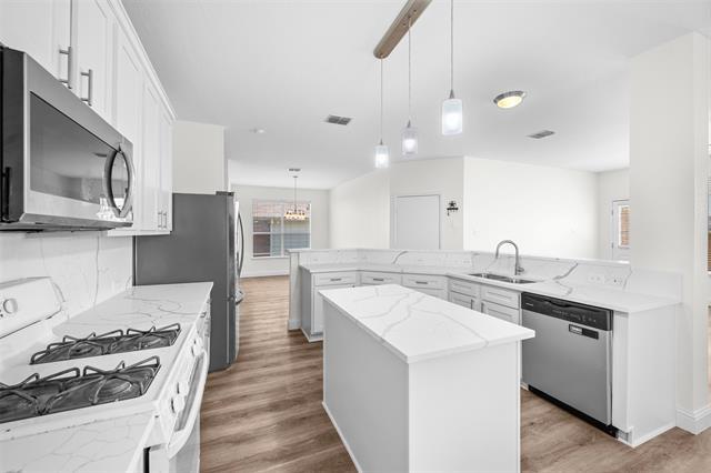 Building Photo - 6245 White Pine Dr