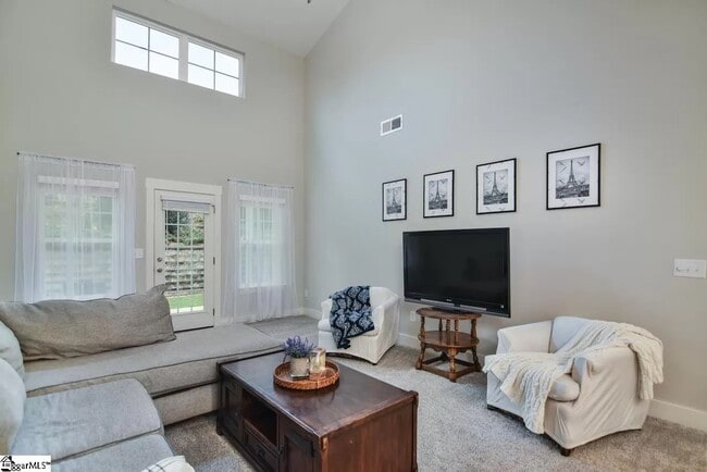 Building Photo - 826 Stonebriar St