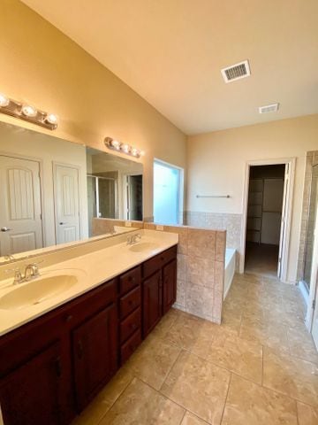 Building Photo - 14277 Desert Sky Dr