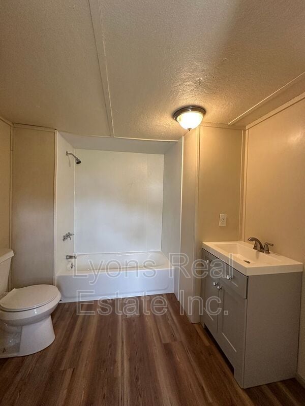 Building Photo - 2268 Carlisle Ln