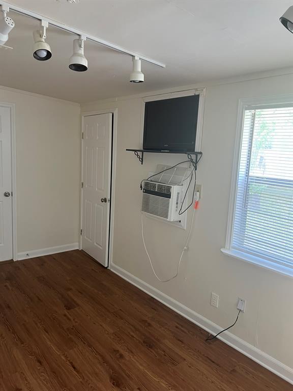 Building Photo - 8314 Columbia Falls Dr