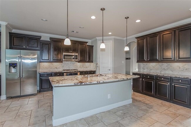 Building Photo - 17938 Fernwood Bend Dr