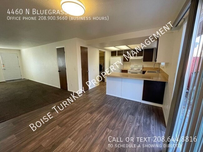 Building Photo - 4460 N Bluegrass Ave