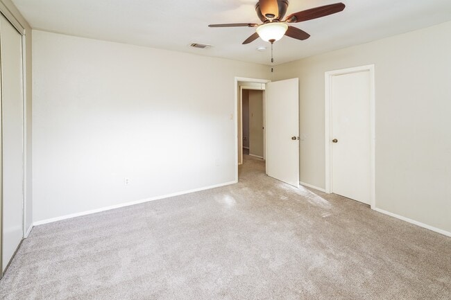 Building Photo - 19834 Packwood Dr