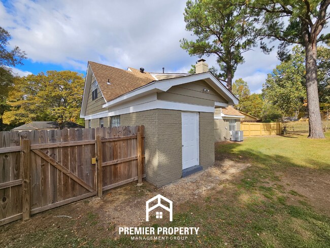 Building Photo - 3630 Tulip Tree Cove