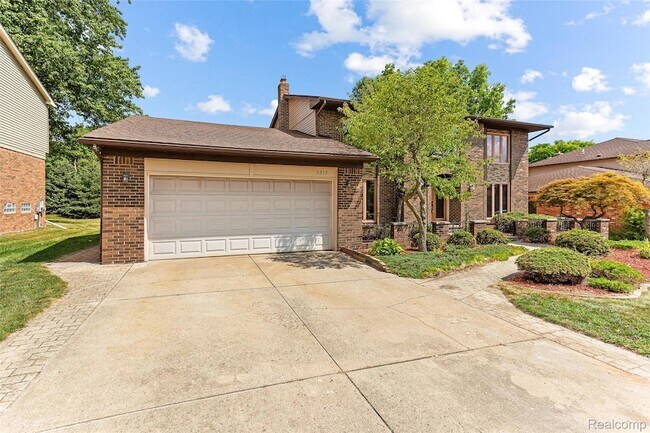 Building Photo - 3312 Palm Aire Ct