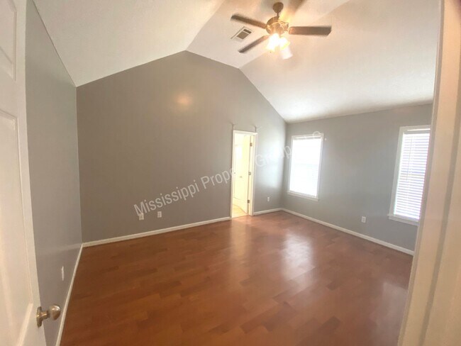 Building Photo - 3BR/2BA For Rent