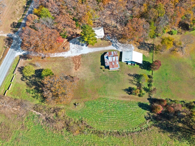 Building Photo - 17097 Lake Sequoyah Dr