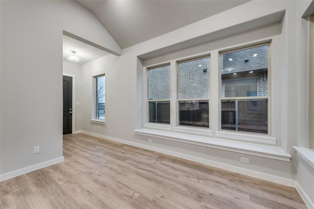 Building Photo - 527 Embargo Dr