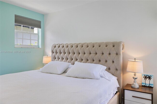 Building Photo - 8926 Abbott Ave