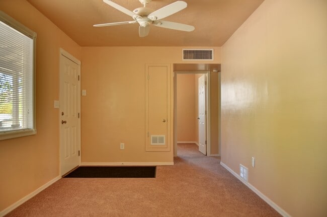 Building Photo - 3 Bedroom Home in Prescott for Rent!