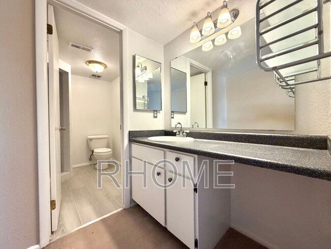 Building Photo - 4633 Quail Vista Ln