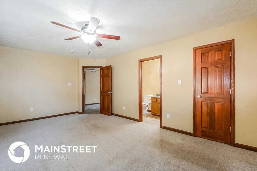 Building Photo - 809 Delray Dr