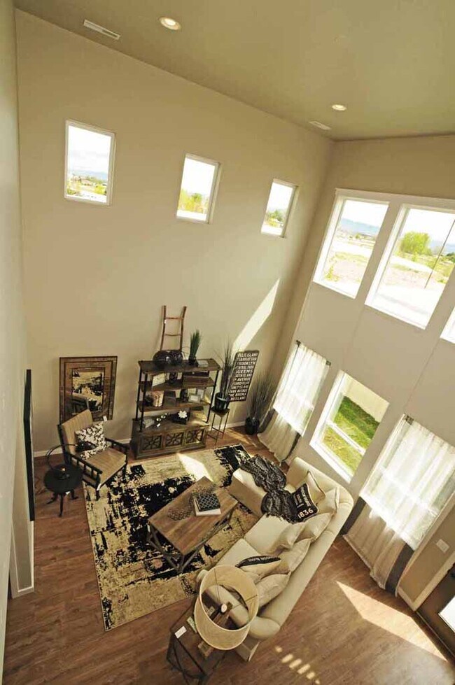 Building Photo - 314 S Truss Ave