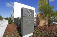 Building Photo - 158 Ridge