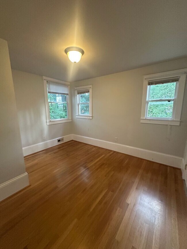 Building Photo - 4508b Park Ave, Nashville TN 37209 *Leasin...