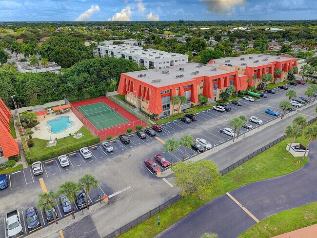 Building Photo - 22615 SW 66th Ave