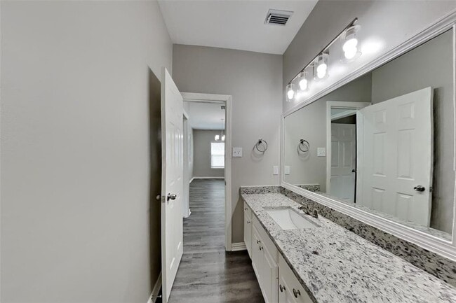 Building Photo - 21311 Snowblossom Ln