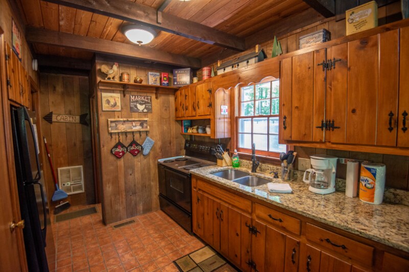 Building Photo - 457 Walnut Hills Cir