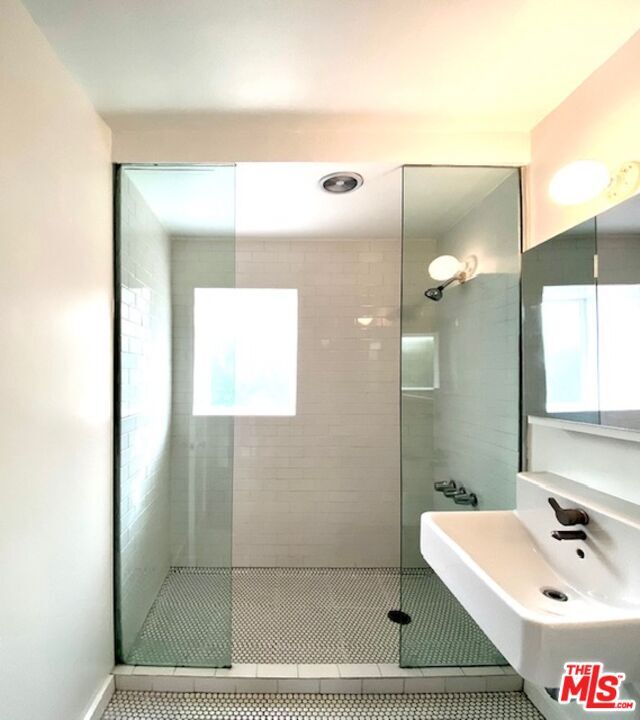 Building Photo - 1819 Euclid St