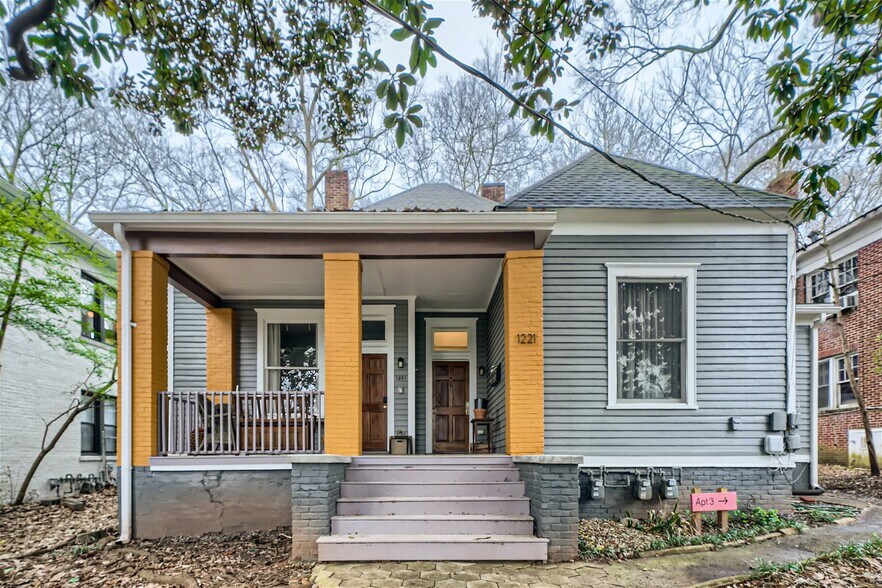 Primary Photo - 1221 Euclid Ave NE
