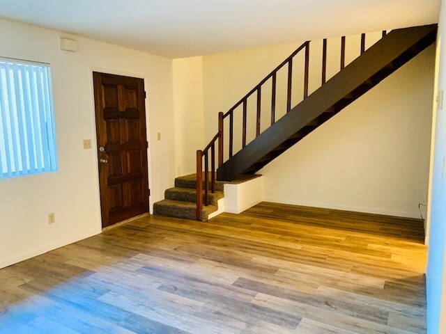 Building Photo - LIVE NEAR THE BEACH & THE BAY 2BD/1.5BA TOWNHOME IN PACIFIC BEACH! $3,195/mo!