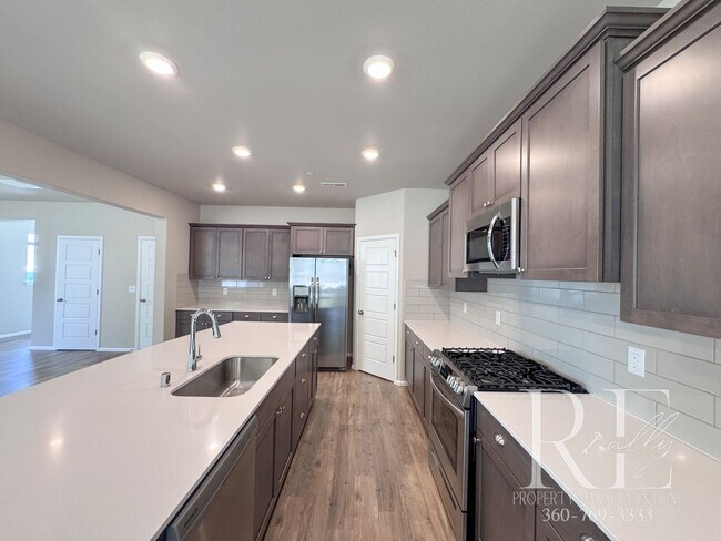 Building Photo - 1502 Baker Hts Lp