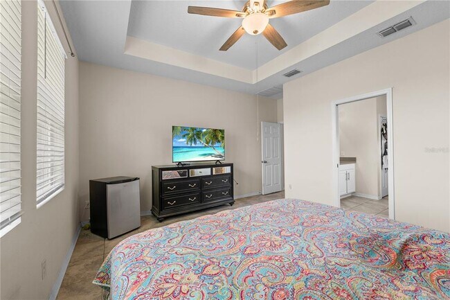 Building Photo - 3443 Sagebrush St