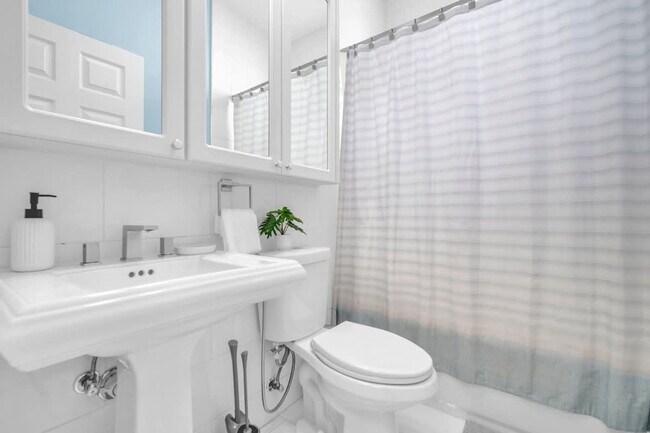 Building Photo - 15963 SW 97th Terrace