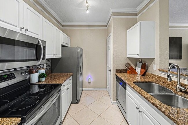 Building Photo - 4333 Bayside Village Dr