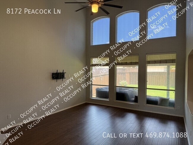 Building Photo - 8172 Peacock Ln
