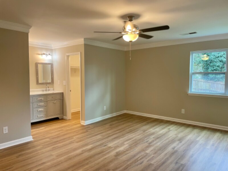 Building Photo - 5217 Cold Springs Dr NW