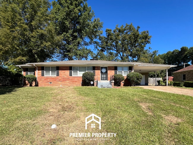 Primary Photo - 1624 Nellie Rd