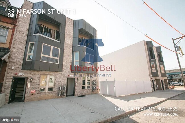 Building Photo - 39 Farson St