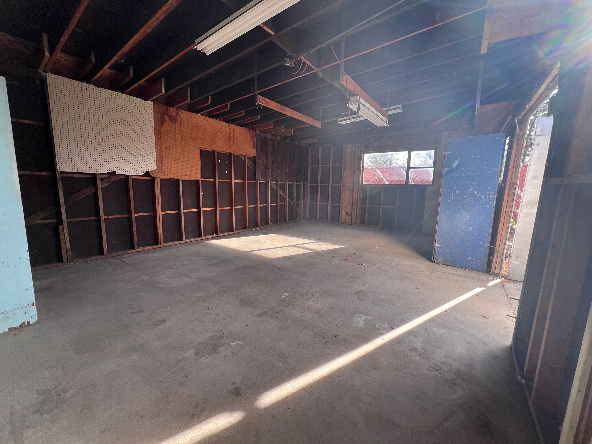 Building Photo - 1344 8125 S