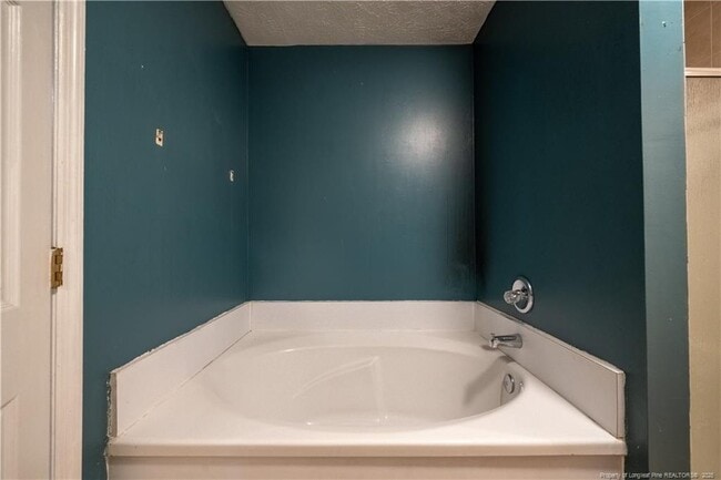 Building Photo - 352 Bubble Creek Ct
