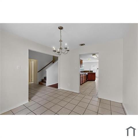 Building Photo - 3612 Dove Ln