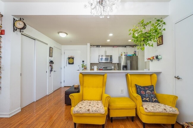 Building Photo - 149 Essex St