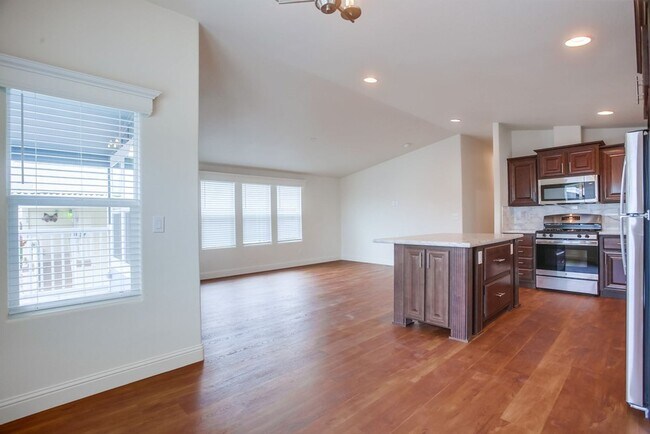 Building Photo - Manufactured Home in Casitas del Sol, 55+ Community