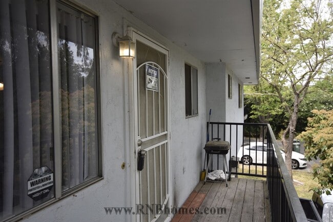 Building Photo - 4725 Hayford Way