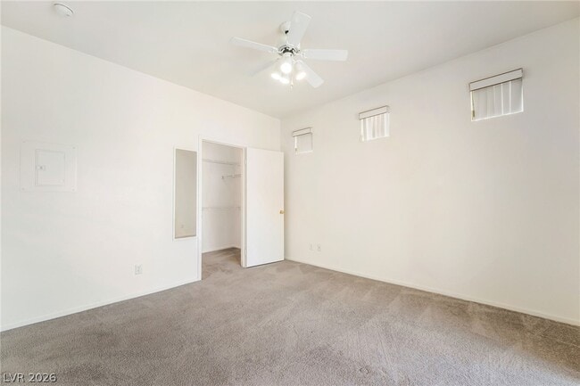 Building Photo - 251 S Green Valley Pkwy