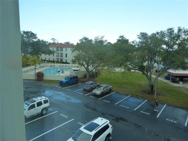 Building Photo - 2700 Bayshore Blvd