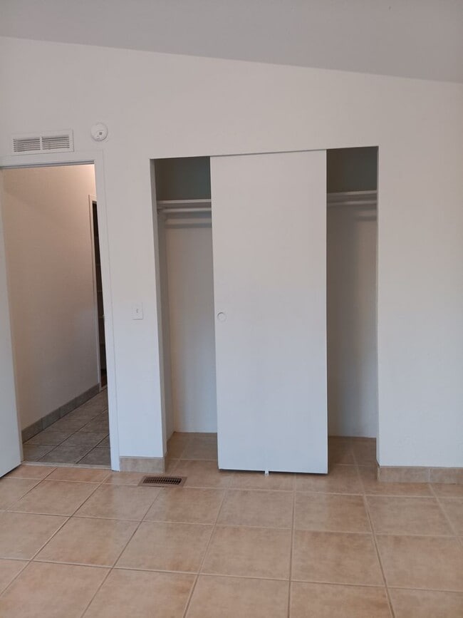 Building Photo - Country Living In The Independence Area Is...