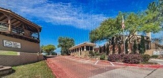 Building Photo - 2610 Encina Dr