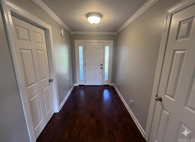 Building Photo - 1808 Airborn Dr
