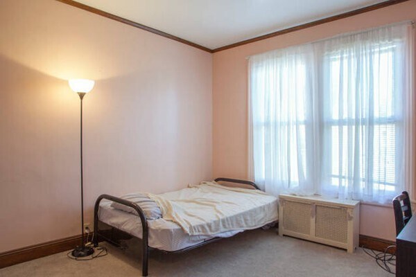 Building Photo - 91 Wallingford Rd