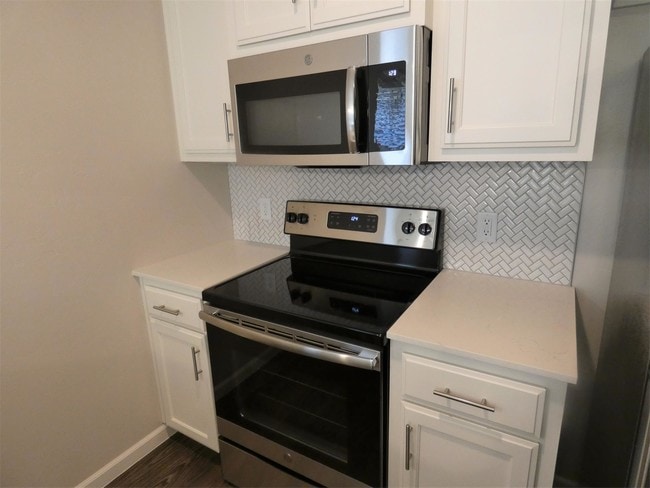 Building Photo - 409 Vail Cir