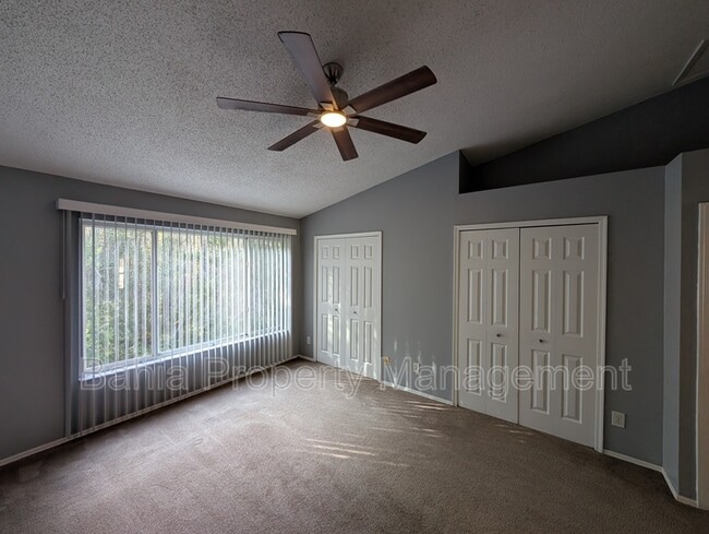 Building Photo - 5440 Carrollwood Key Dr